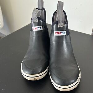 XTRATUF Black Ankle Boots (men’s size 9)